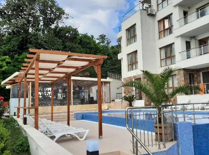 Byala Vista Cliff Apartmán *