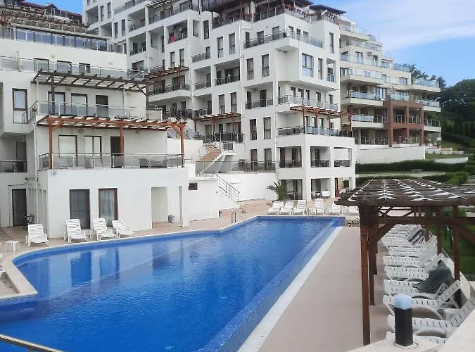 Byala Vista Cliff Апартаменты